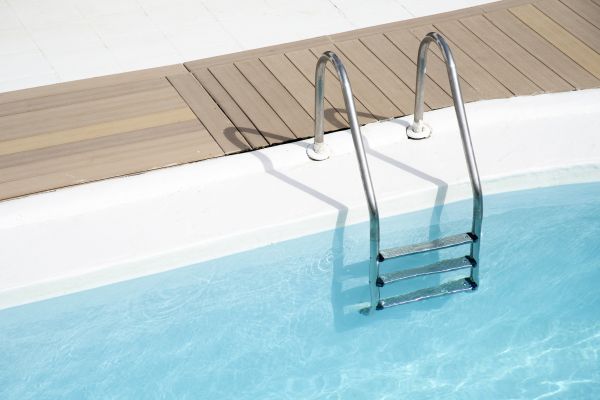 Pool Ladder Assembly