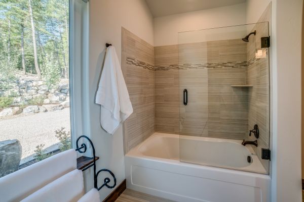 Bathroom Glass Installation