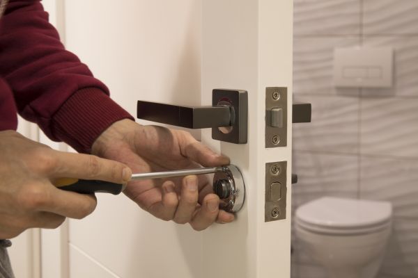 Broken Key Removal