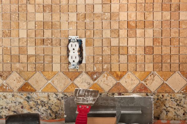 Travertine Backsplash Design
