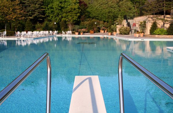 Pool Diving Board Placement