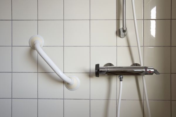 Elderly Shower Bar Install - Elderly Shower Bar Install Oconomowoc, Wisconsin