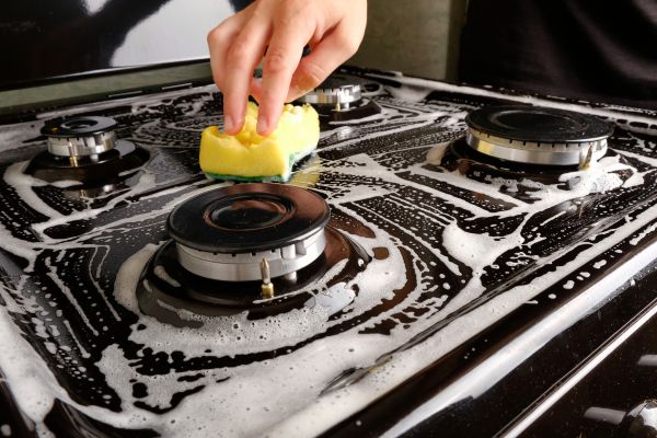 Gas Stove Cleaning